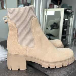 Steve Madden Beige Suede Ankle Boots